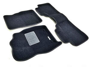 Коврики в салон текстильные Euromat 3D Business Jeep Grand Cherokee (2010-2017), черные (5 шт.) Коврики в салон текстильные Euromat 3D Business Jeep Grand Cherokee (2010-2017), черные (5 шт.)