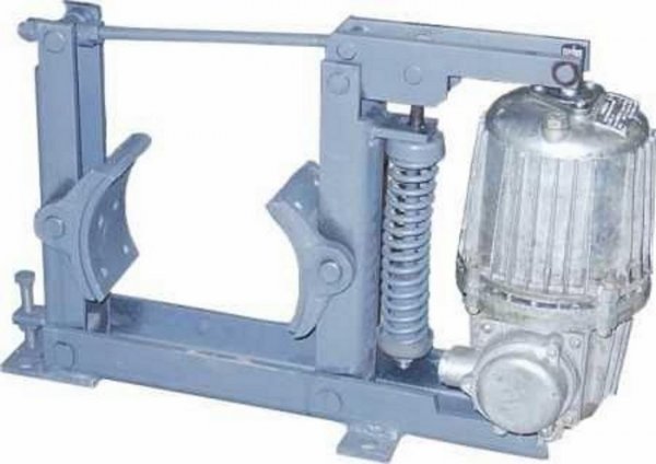 Ремонт, замена тормозного устройства.